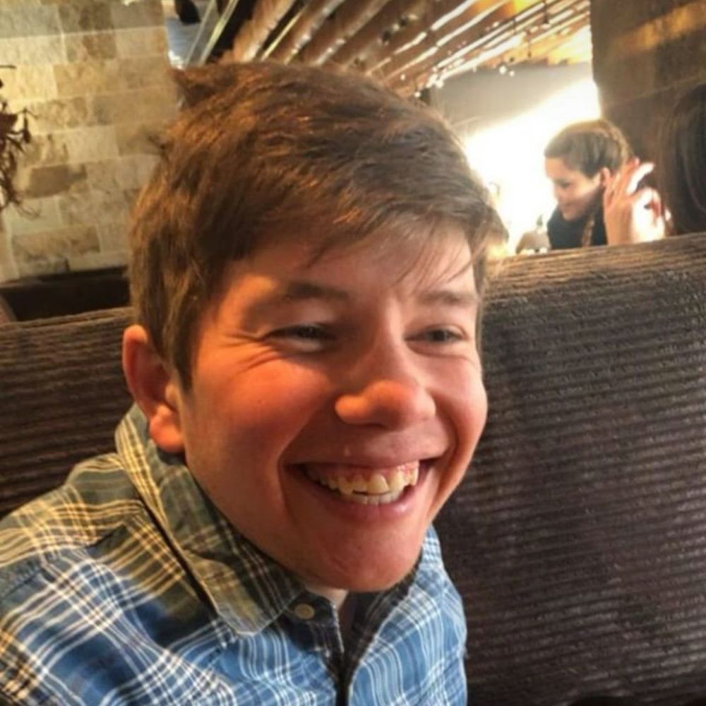 Meet your Posher, Thomas